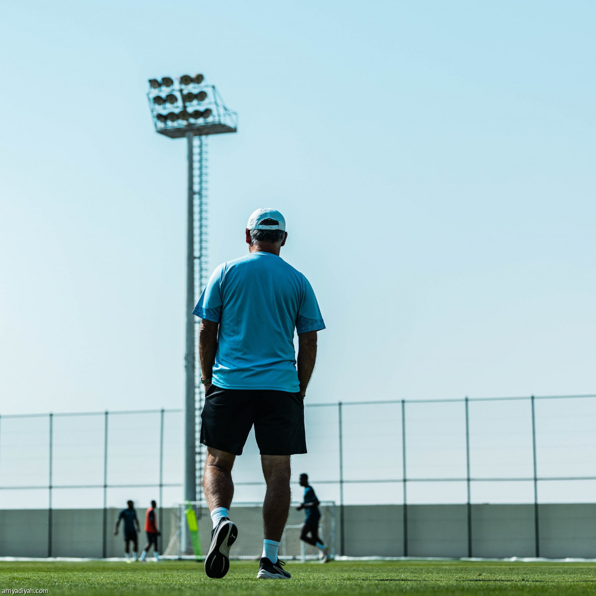 جالتييه يجهز نيوم