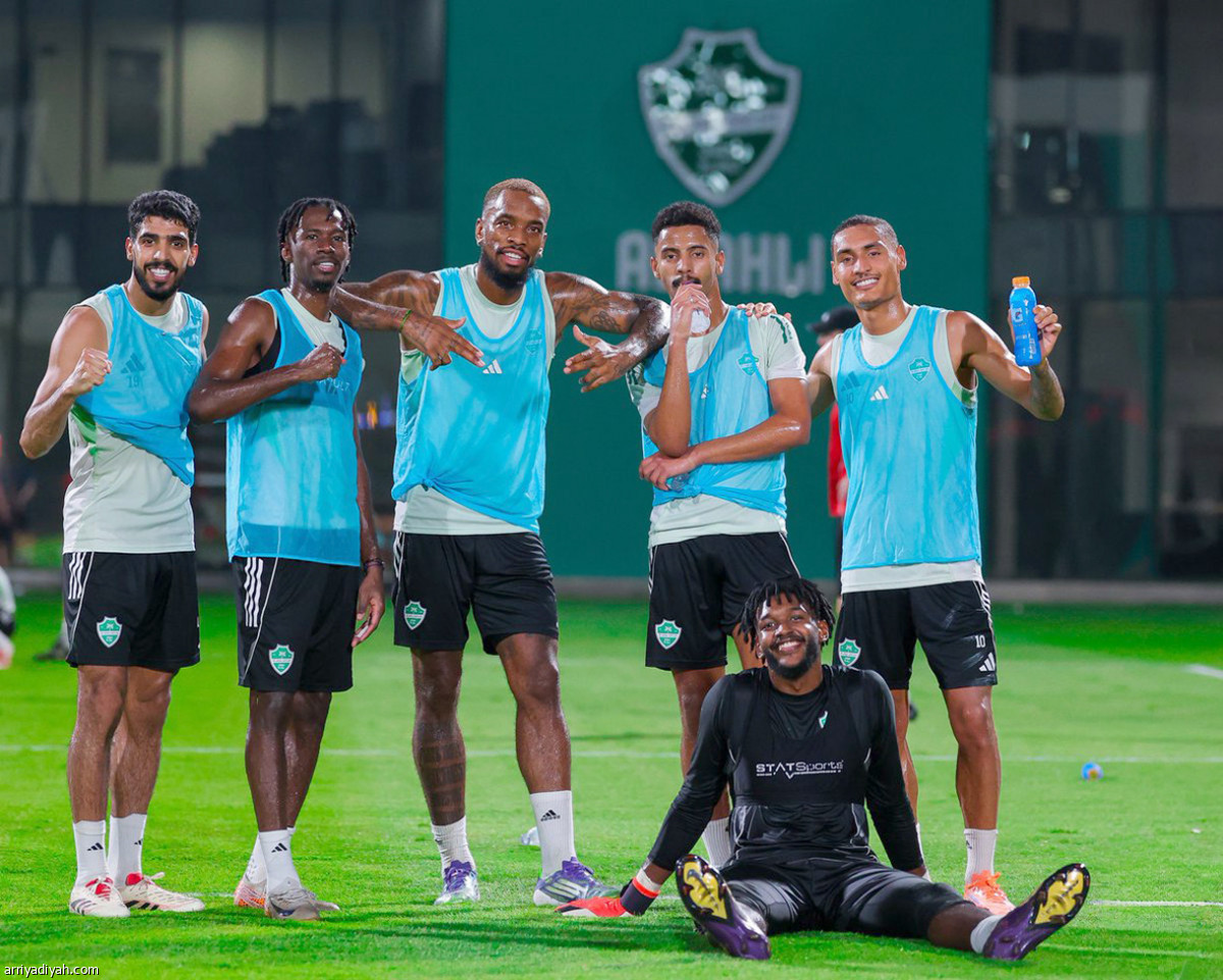 الأهلي يعاود التحضيرات