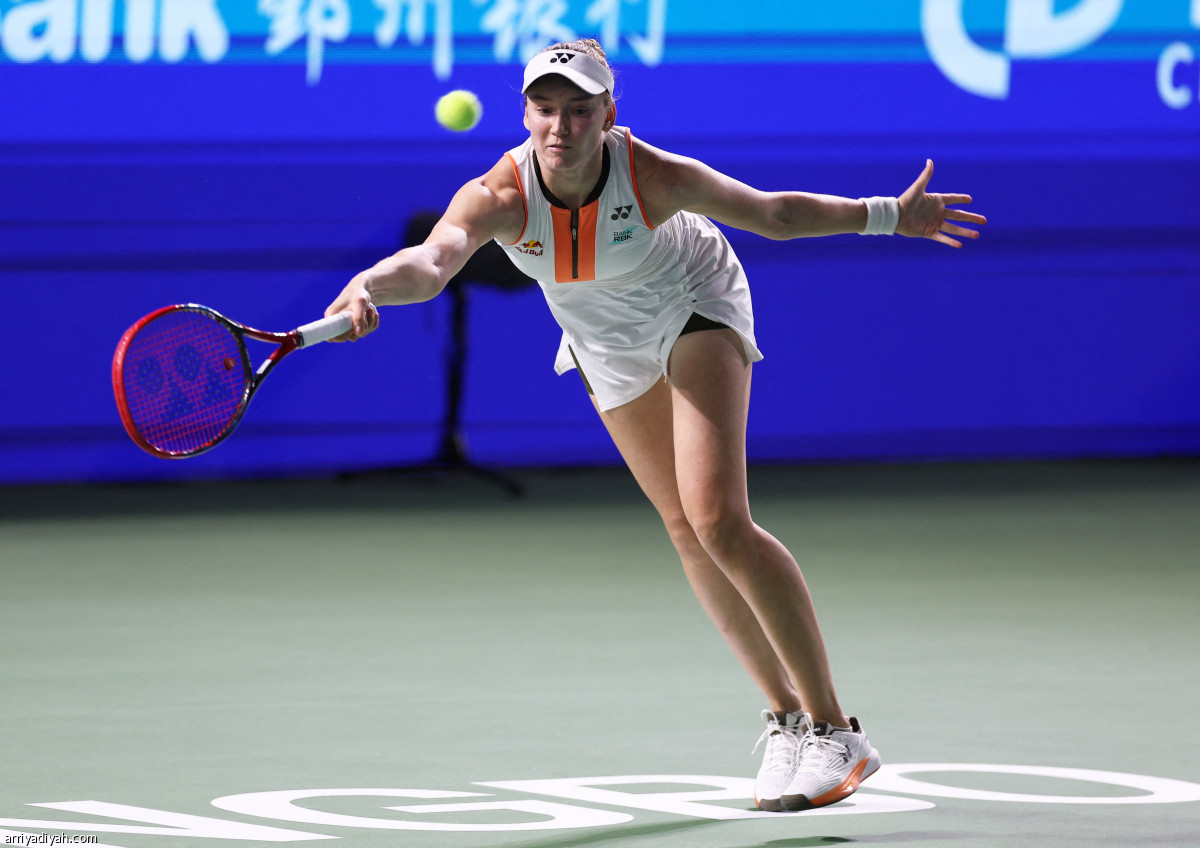 إيلينا إلى النهائي