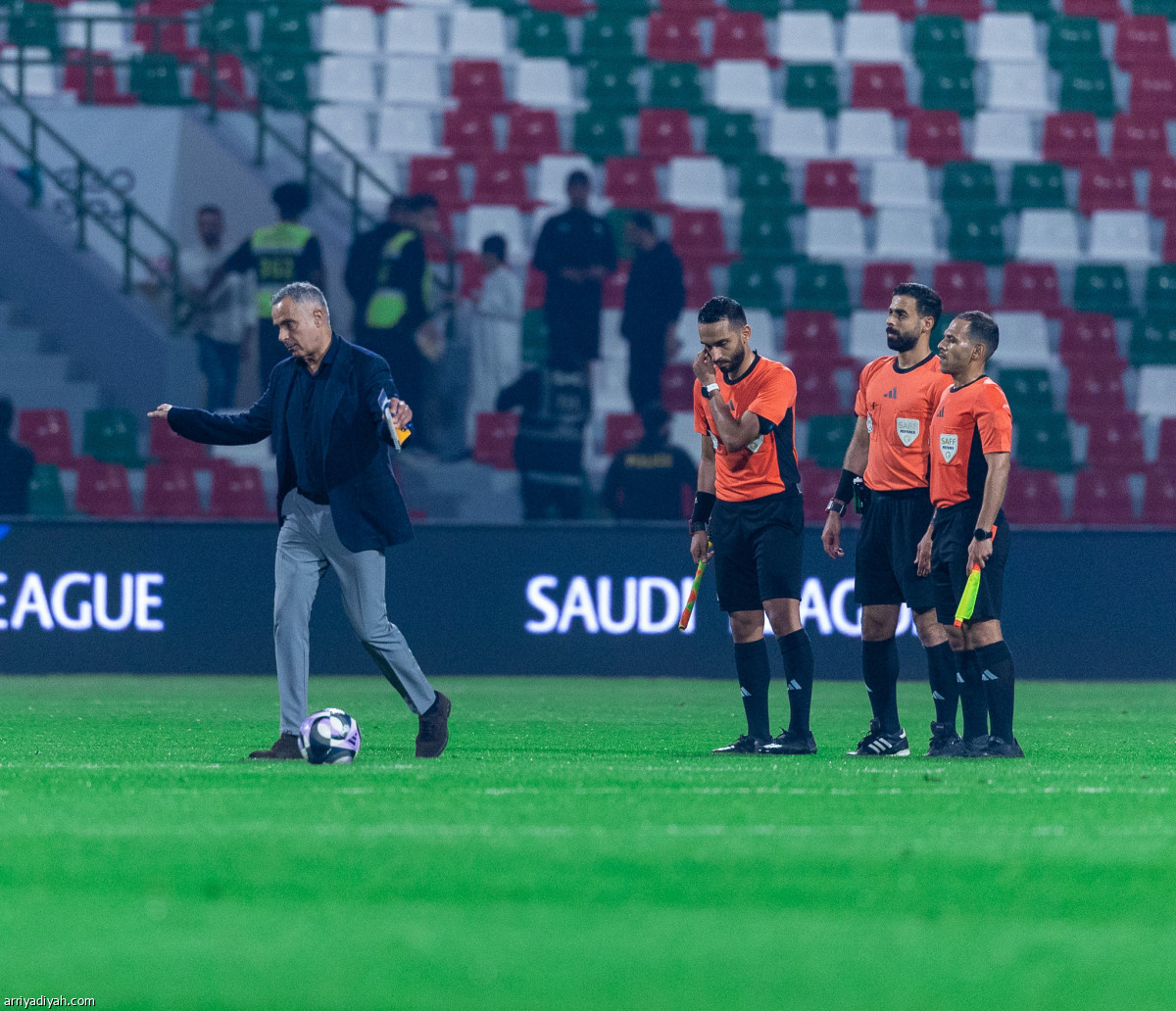 احتفالات.. واعتراضات