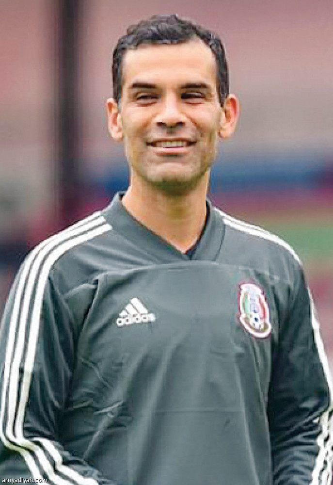 تاجر مخدرات 
يقود المكسيك.. وسينمائي مع بنما